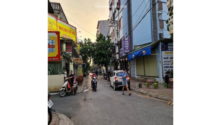  Lô Góc Mặt Phố Trâu Quỳ - 67m² - Ô Tô Tránh - Kinh Doanh Tốt - Dưới 10 Tỷ!  0989894845